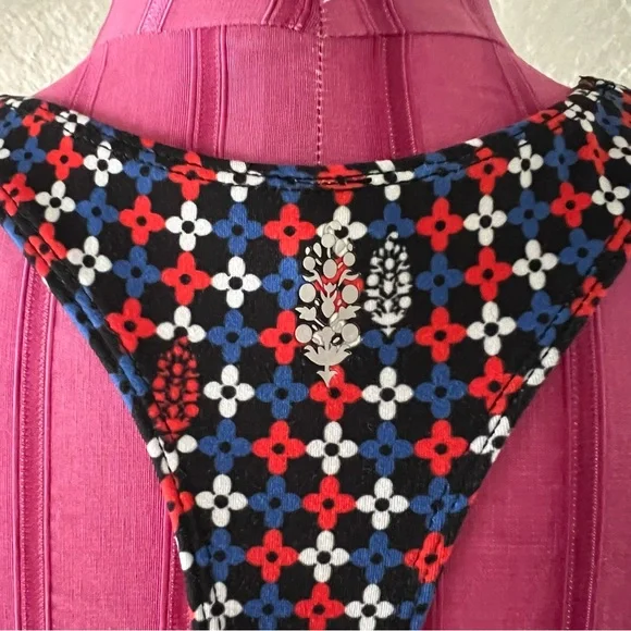 Free People Movement Top Sz S  A-6 - Picture 4 of 7